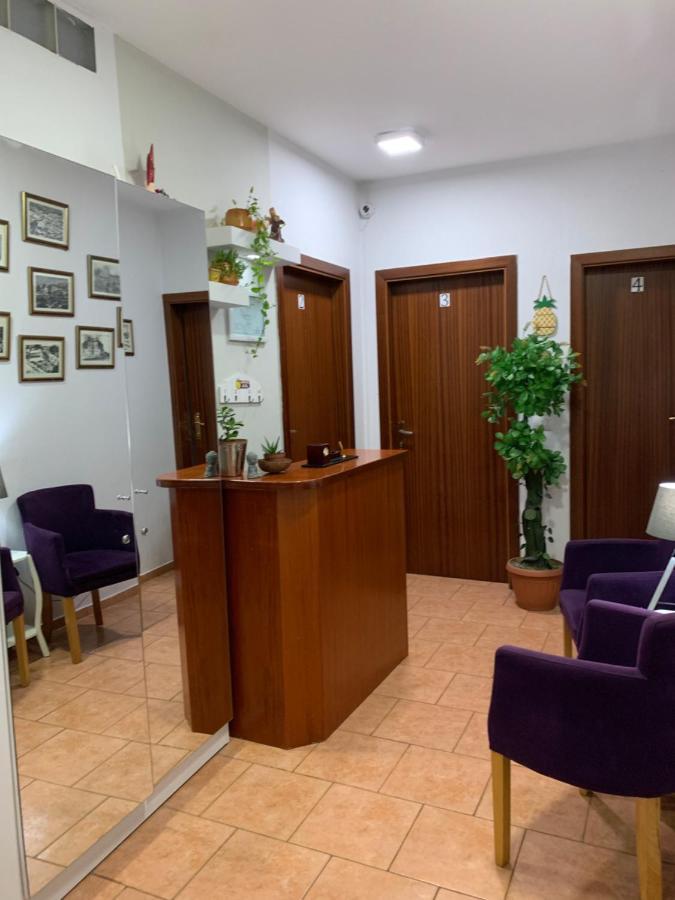 Guest House De Rada 티라나 외부 사진