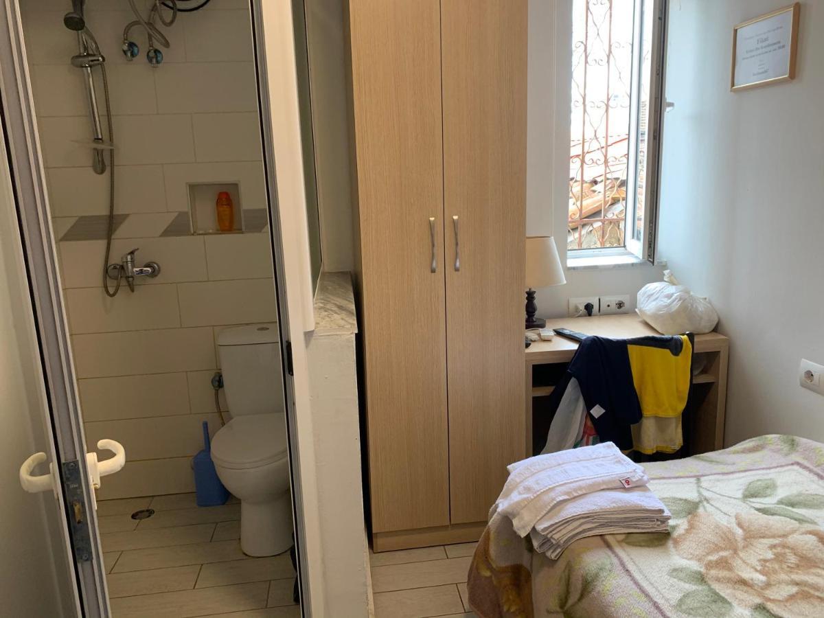 Guest House De Rada 티라나 외부 사진