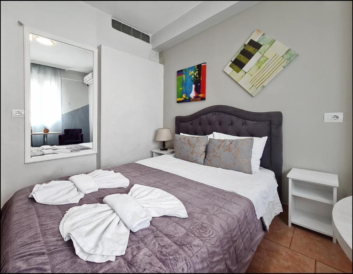 Guest House De Rada 티라나 외부 사진