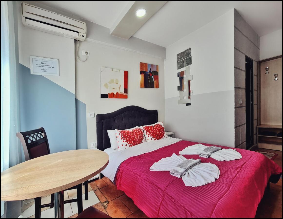 Guest House De Rada 티라나 외부 사진